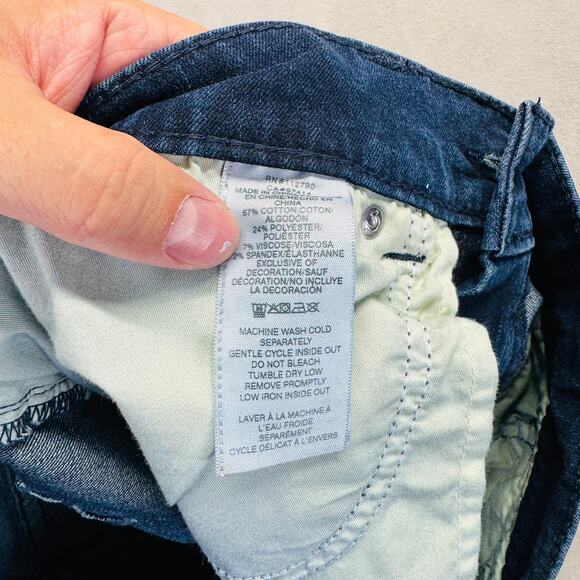 True Religion Jeans Men 36 Dark Wash Blue Denim Geno Big T Flap Relaxed Slim 30" - Picture 4 of 14